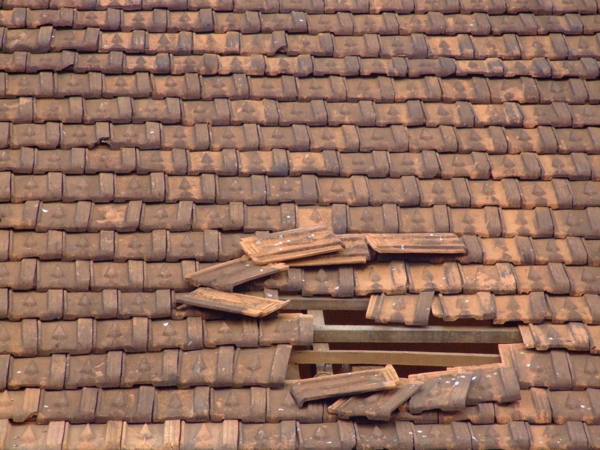 学校の屋根修繕